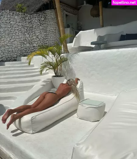 Phoebe Isobel OnlyFans Thumbnail #7C1FfOHQHD