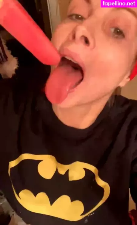 Phoebe Price 1 OnlyFans Thumbnail #3aRtdggNg1