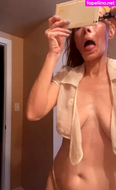 Phoebe Price 1 OnlyFans Thumbnail #7KMQrD9Ub6