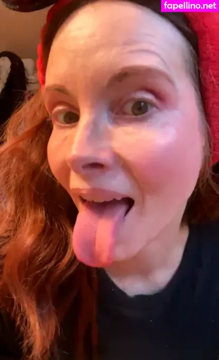 Phoebe Price 1 OnlyFans Thumbnail #AwJ0j6cblw