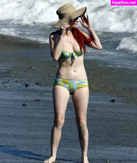 Phoebe Price 1 OnlyFans Thumbnail #EEYjtvkZfa