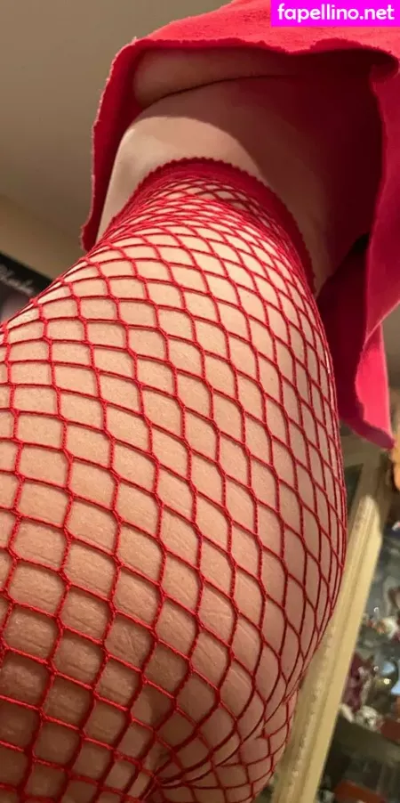 Phoebe Price 1 OnlyFans Thumbnail #f2yog9s64n