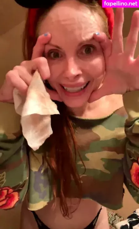 Phoebe Price 1 OnlyFans Thumbnail #gDNr00j3nG