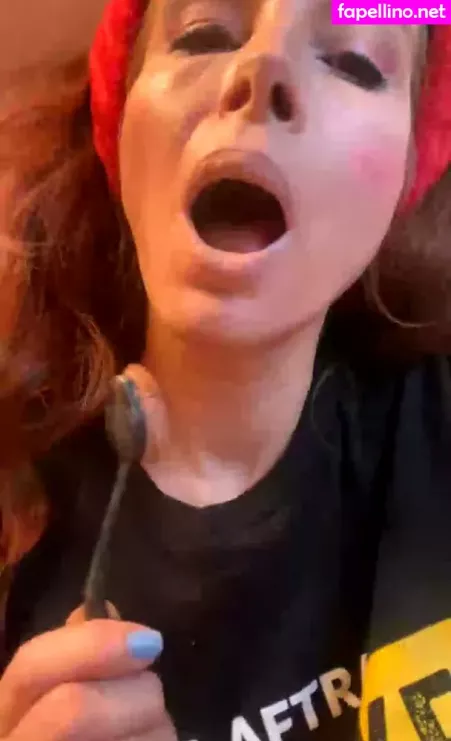 Phoebe Price 1 OnlyFans Thumbnail #xOttnCEagL