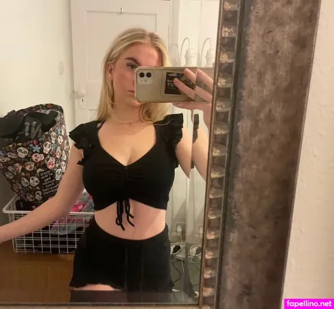 Phoebe Whitehouse OnlyFans Thumbnail #D1a7lTt5lP