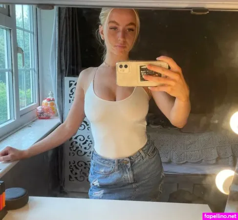 Phoebe Whitehouse OnlyFans Thumbnail #VgDPz5m9i4
