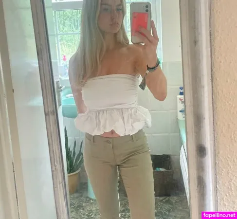 Phoebe Whitehouse OnlyFans Thumbnail #WWWAuvTNvv