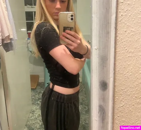 Phoebe Whitehouse OnlyFans Thumbnail #e6hjQIJkg7