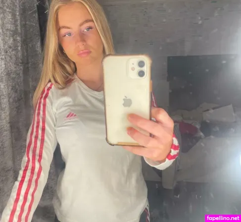 Phoebe Whitehouse OnlyFans Thumbnail #ehiyULvcTW