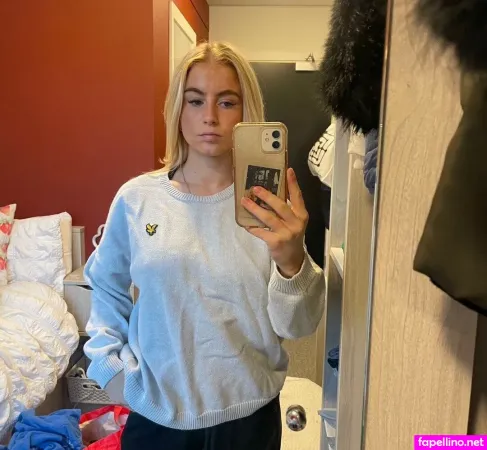 Phoebe Whitehouse OnlyFans Thumbnail #rLywOtCZOI