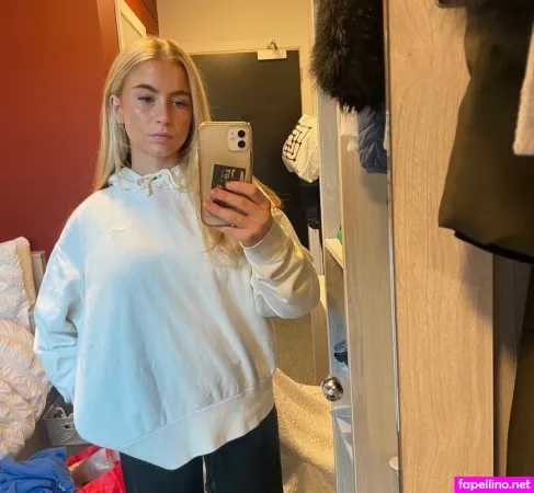 Phoebe Whitehouse OnlyFans Thumbnail #tsODXUYd24