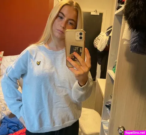 Phoebe Whitehouse OnlyFans Thumbnail #xAxDIvm2Ef
