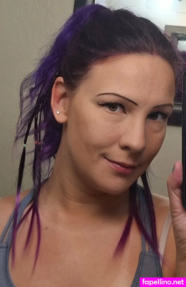 phoebe420_, phoebe69420 Nude Leaked OnlyFans Photo #5HMlBi5h5n