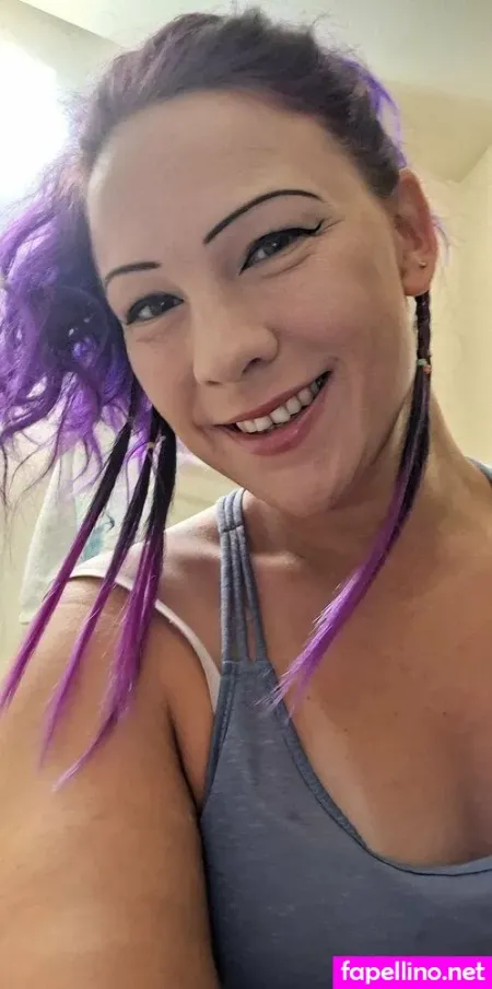 Phoebe69420 OnlyFans Thumbnail #AYeOgzQ0It