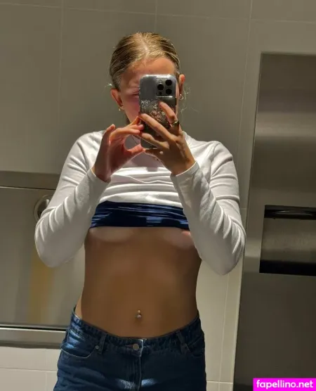 Phoebeharris 2 OnlyFans Thumbnail #zOQ5bbXXhl