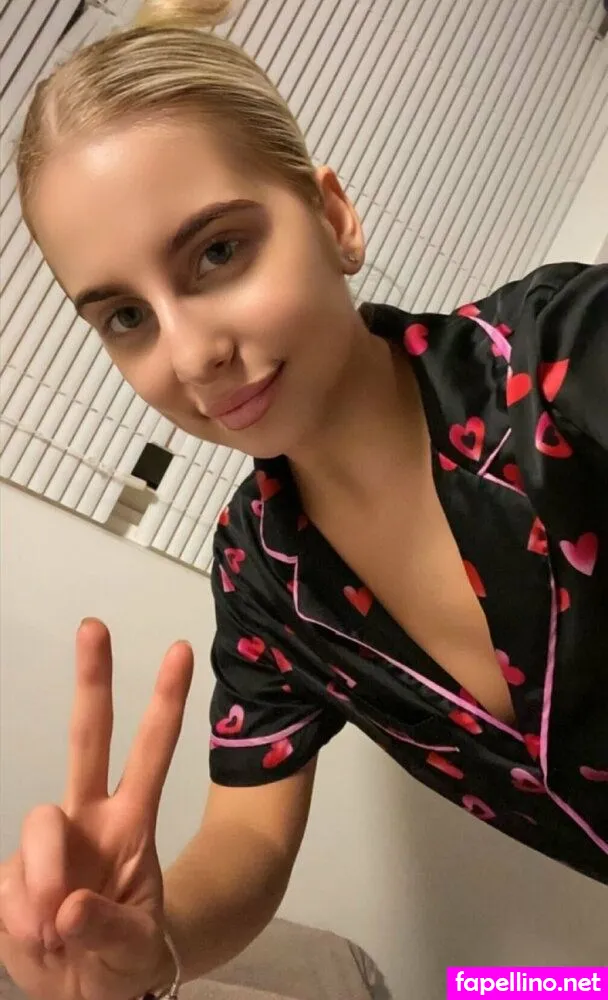 phoebehartwell Nude Leaked OnlyFans Photo #4cNJ3h0K5Y