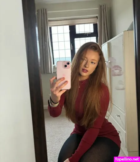 Phoebeisginger OnlyFans Thumbnail #BEHeBhIQDW