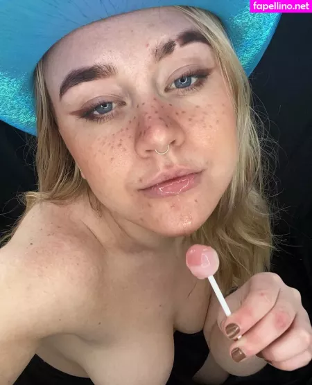 Phoebeknight T OnlyFans Thumbnail #Eqa0nNtsf1
