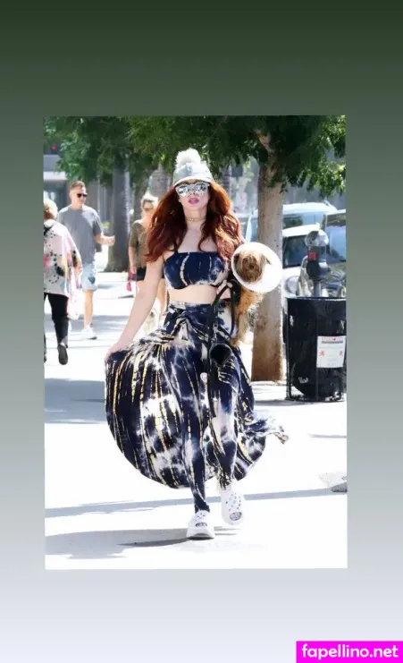 Phoebeprice OnlyFans Thumbnail #74tvBZH9bv