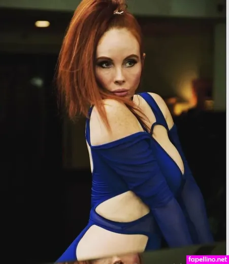 Phoebeprice OnlyFans Thumbnail #FcU5npIYp4