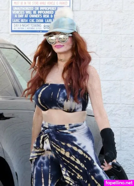 Phoebeprice OnlyFans Thumbnail #no1whg7XHk