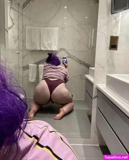Phoebetheunistudent OnlyFans Thumbnail #yIGwiSAkl6