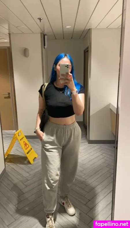 Phoebslynx OnlyFans Thumbnail #6yOx1p7JUi