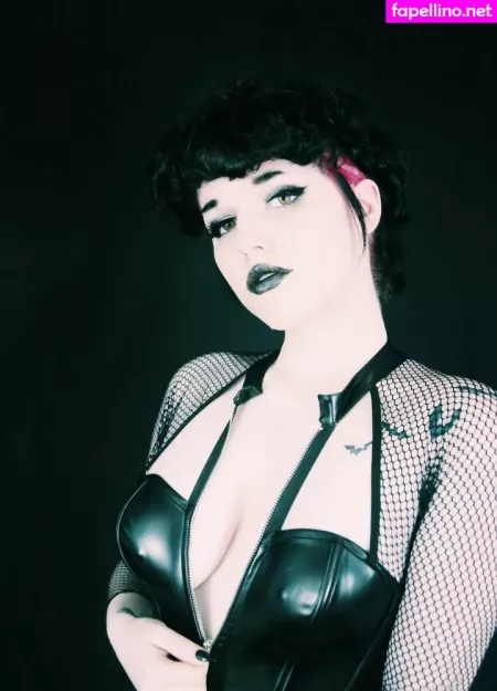 Phoenfatale OnlyFans Thumbnail #80shXadfyT