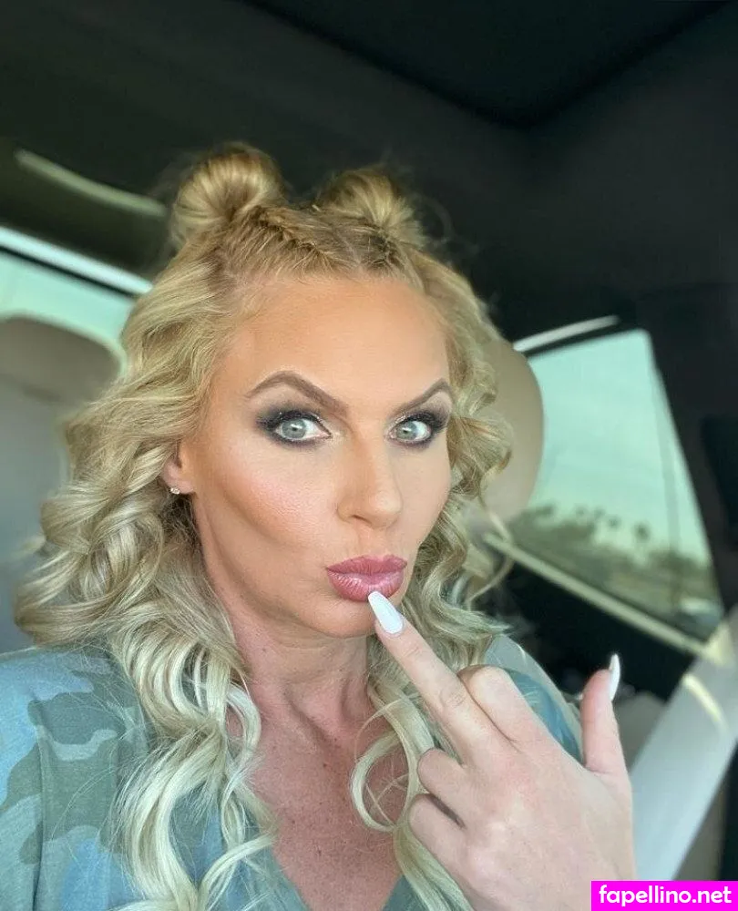 phoenixmarie, phxsquaron, pmarizzle Nude Leaked OnlyFans Photo #aZ9K4TFCwW