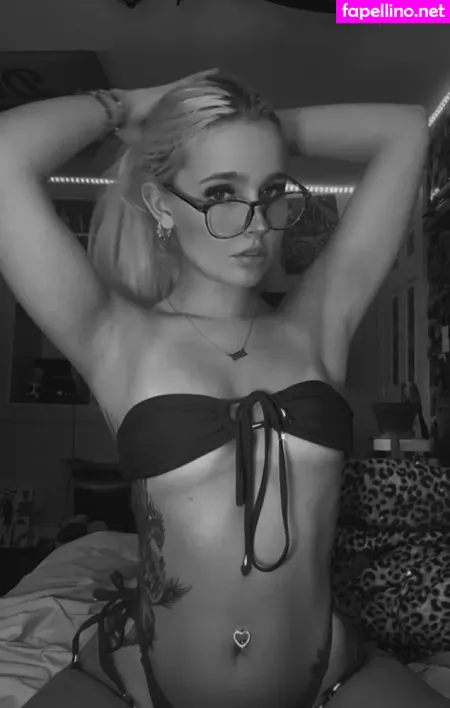 Phoenix Sloan OnlyFans Thumbnail #retXUc1vnO