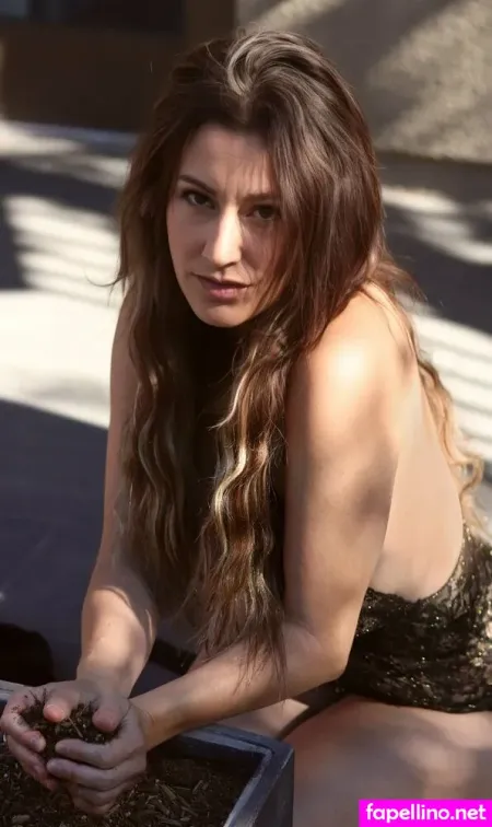 Phoenixmoon OnlyFans Thumbnail #HViQOT99xb