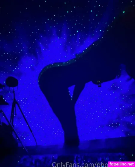 Phoenixskye OnlyFans Thumbnail #0Nr6lNjIsz