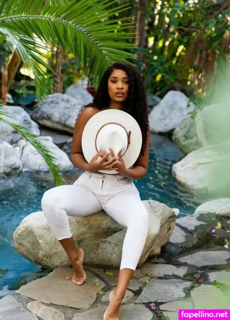 Phoenixskye OnlyFans Thumbnail #VdpovTePOy