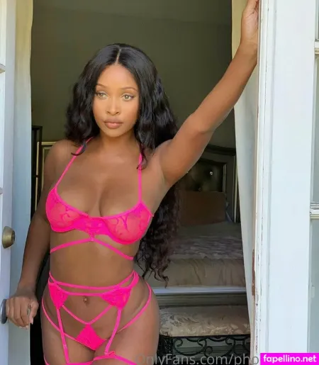 Phoenixskye OnlyFans Thumbnail #dpGxadvHqQ