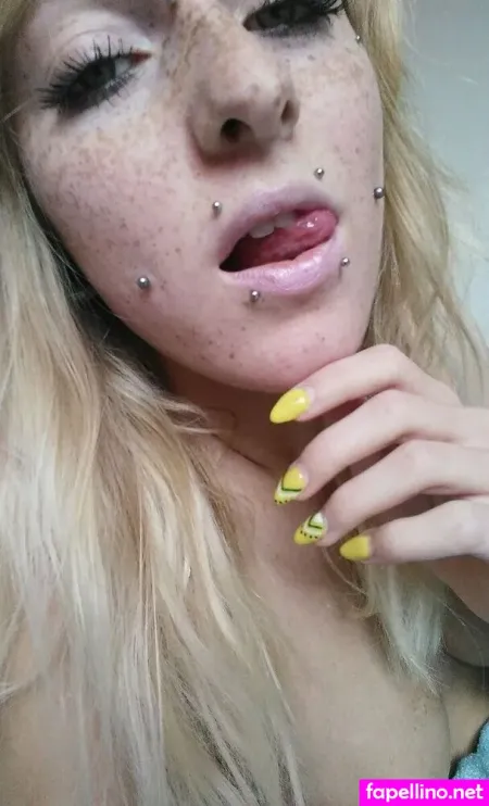 Phoenixsour OnlyFans Thumbnail #3xXTFt6NJ5