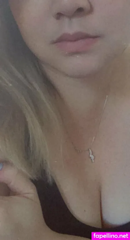 Phoenixxblossom OnlyFans Thumbnail #sR65PA4M6j