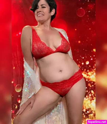 Photogeekmarsha OnlyFans Thumbnail #VmxNG3N2IO
