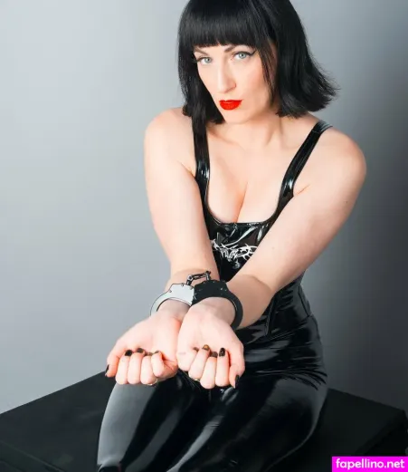 Phoxyfans OnlyFans Thumbnail #km0kfoxCZ4