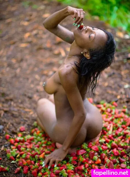 Phylia Calloway OnlyFans Thumbnail #eZzUFA1uoX