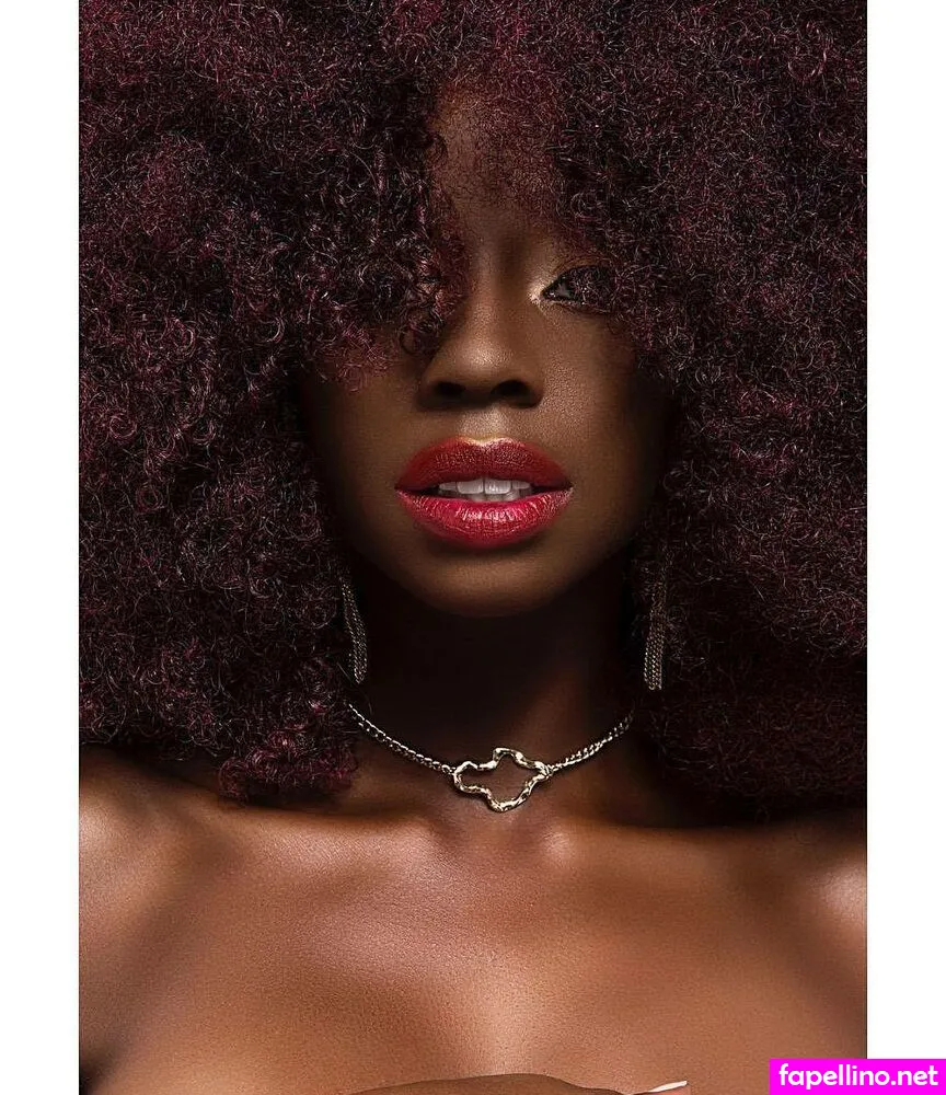 Chocolatekittyx, lia calloway, phyliascloset Nude Leaked OnlyFans Photo #qJybIXkGRq