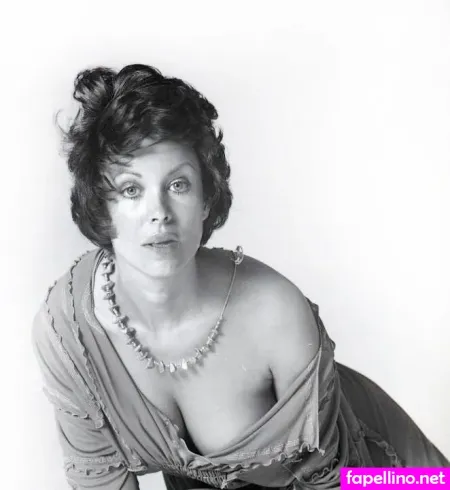 Phyllis Davis OnlyFans Thumbnail #EPtFi1hWTR