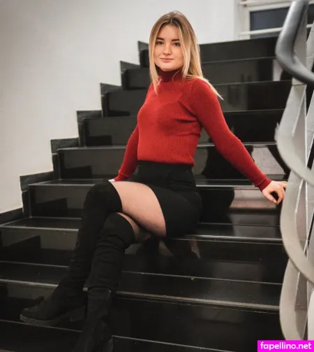 Pia Janina Tofall OnlyFans Thumbnail #ZPY4vdLBFF