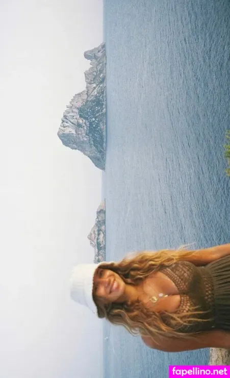 Pia Kim OnlyFans Thumbnail #Ce2Y2dTzzf