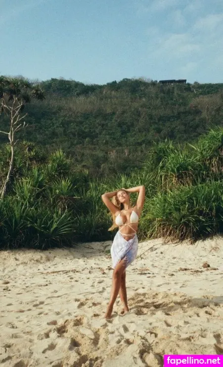 Pia Kim OnlyFans Thumbnail #bYfn3EzfcQ