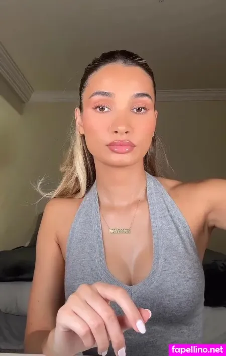 Pia Mia Perez 3 OnlyFans Thumbnail #i4YPMJ6ILC
