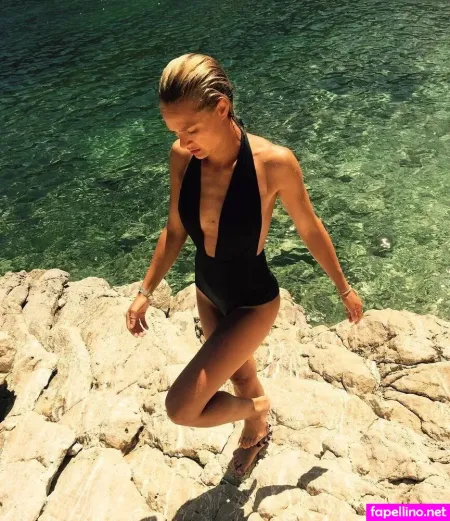 Pia Stutzenstein OnlyFans Thumbnail #1WQQerYXbZ