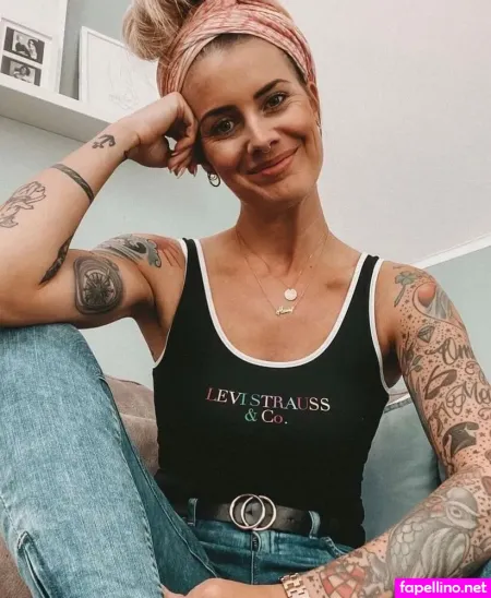 Pia Tillmann OnlyFans Thumbnail #t9b237PWnP