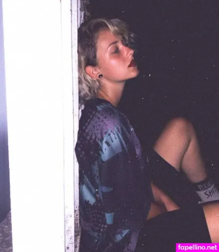 Pia Trmper OnlyFans Thumbnail #FHFZqeC4cA