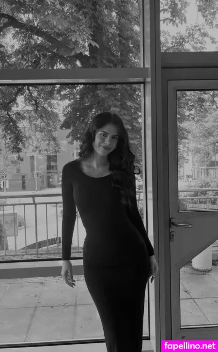 Pia Yasmin OnlyFans Thumbnail #KDOxsnLA4u