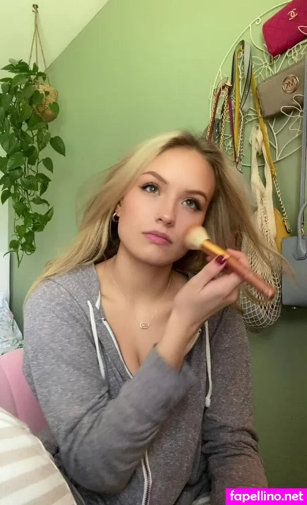 _miahandley, piaamiaaa Nude Leaked OnlyFans Photo #1H4GkFqQaW